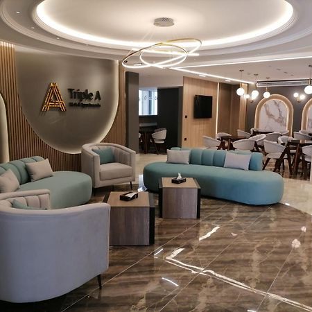 Triple A Hotel Suites Ammán Kültér fotó