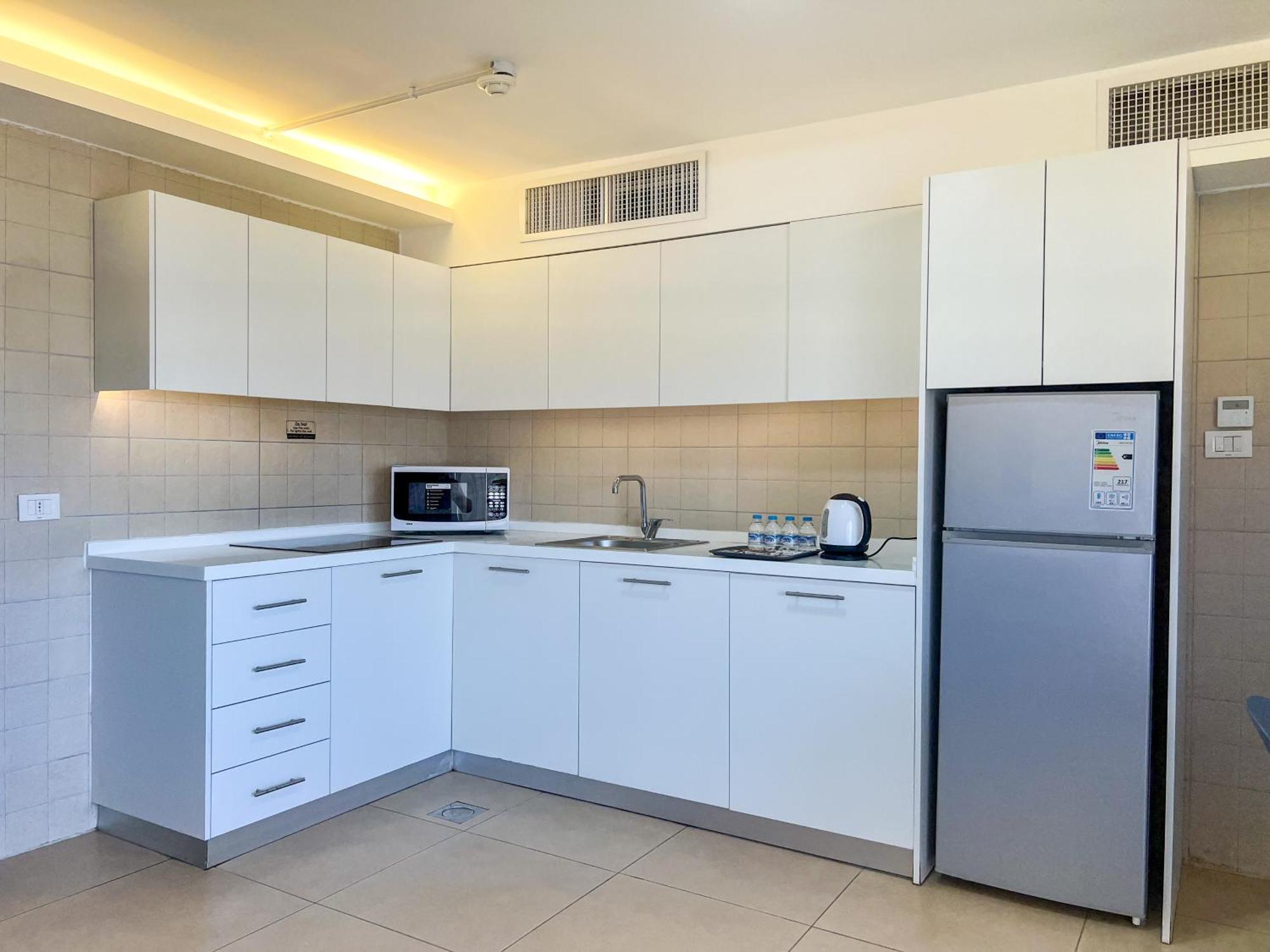 Triple A Hotel Suites Ammán Kültér fotó